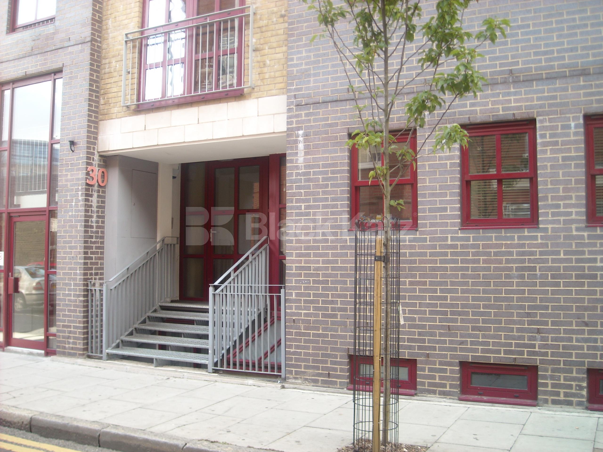 			LET, 2 Bedroom, 1 bath, 1 reception Apartment			 Eagle Works West, Brick Lane E1